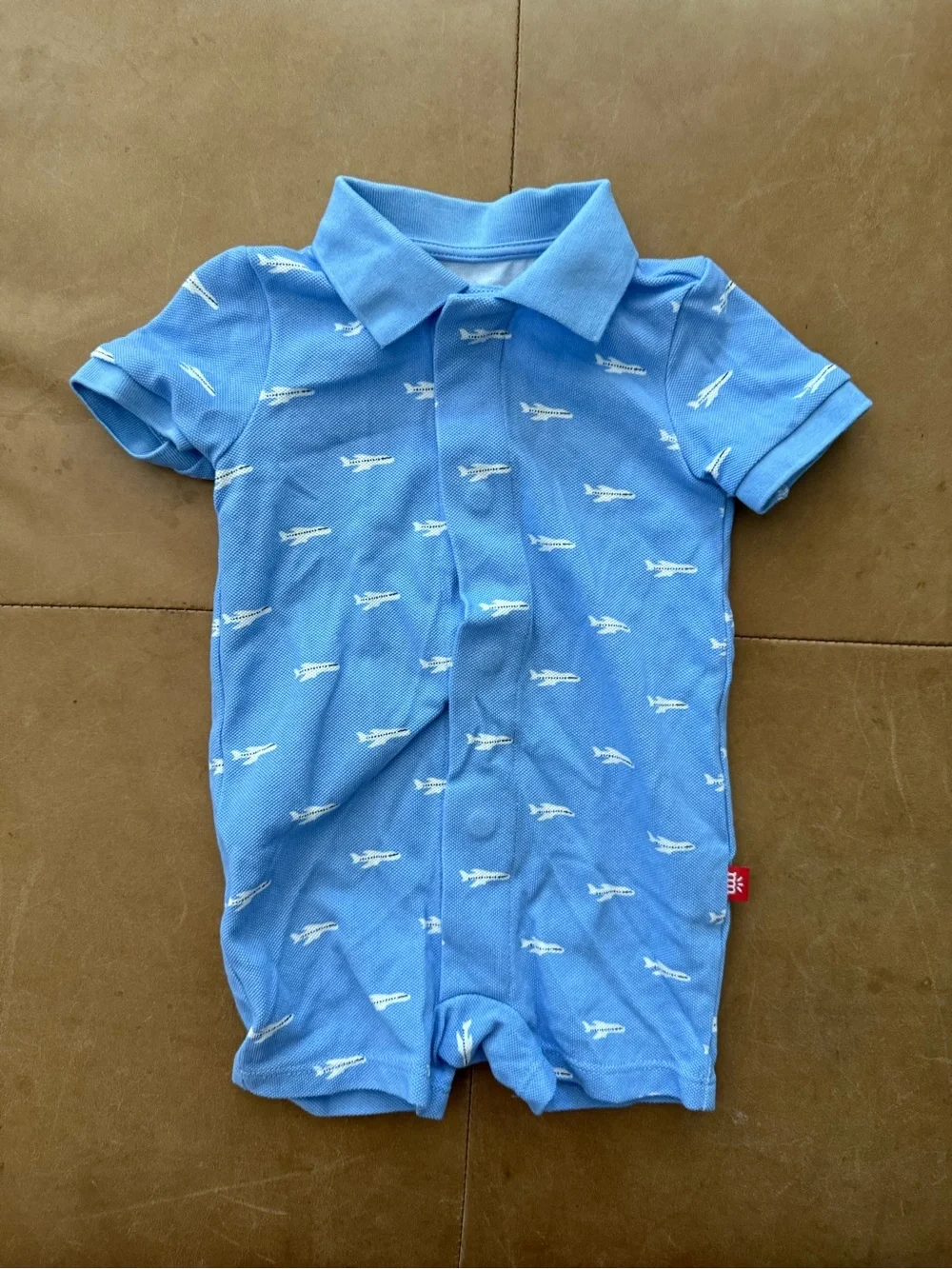 💛$15 FLASH SALE 💛Magnetic Me Organic Cotton Romper 6-9M